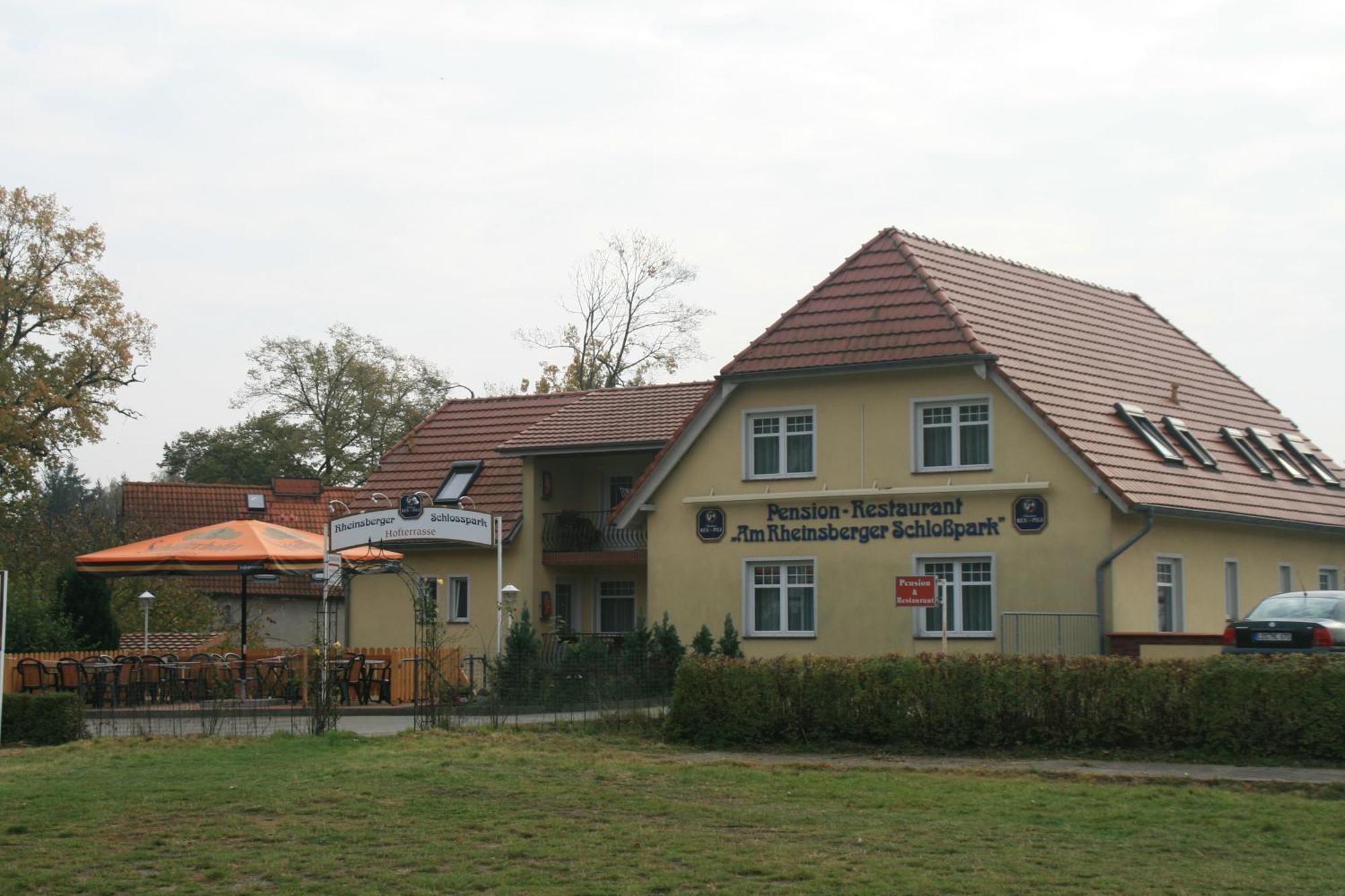 Pension Am Rheinsberger Schlosspark Buitenkant foto